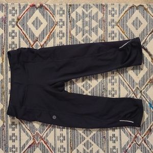 Girls Athleta Capri Leggings